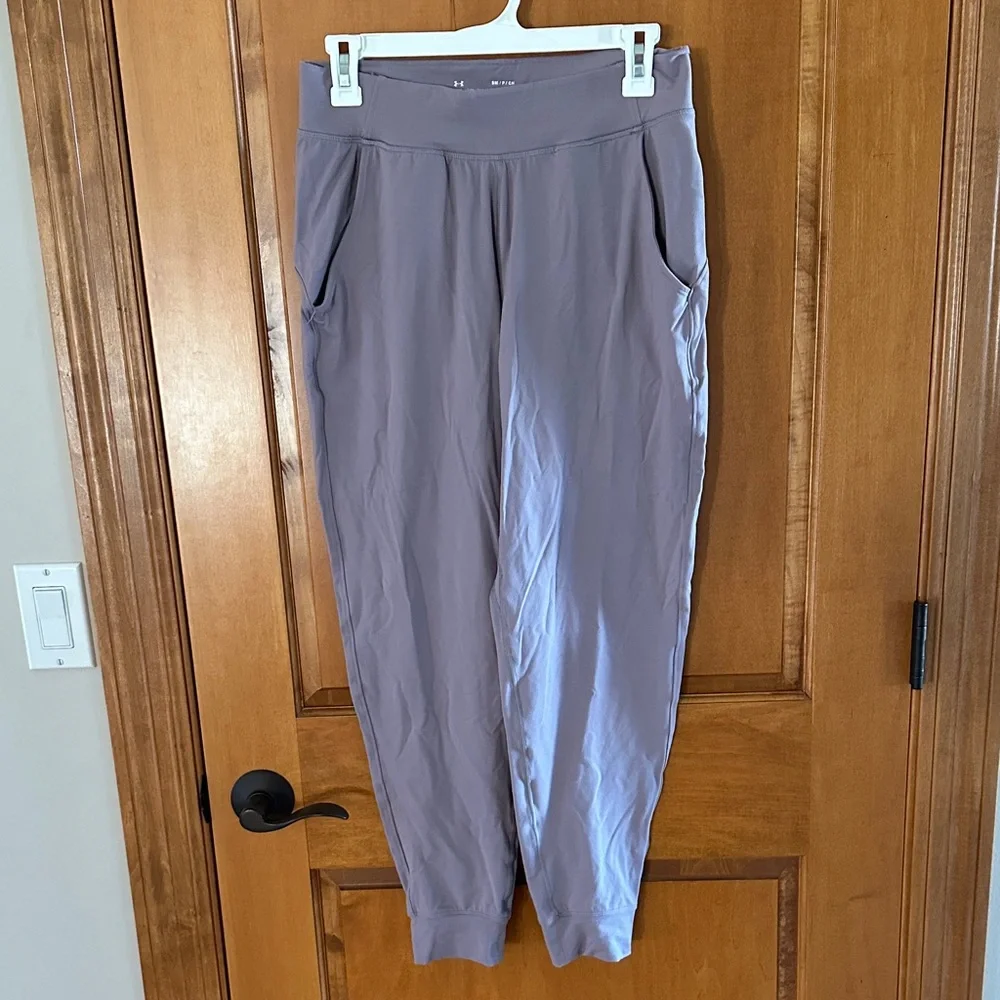 Under Armour Loose Fit Jogger Pants - Purple Small